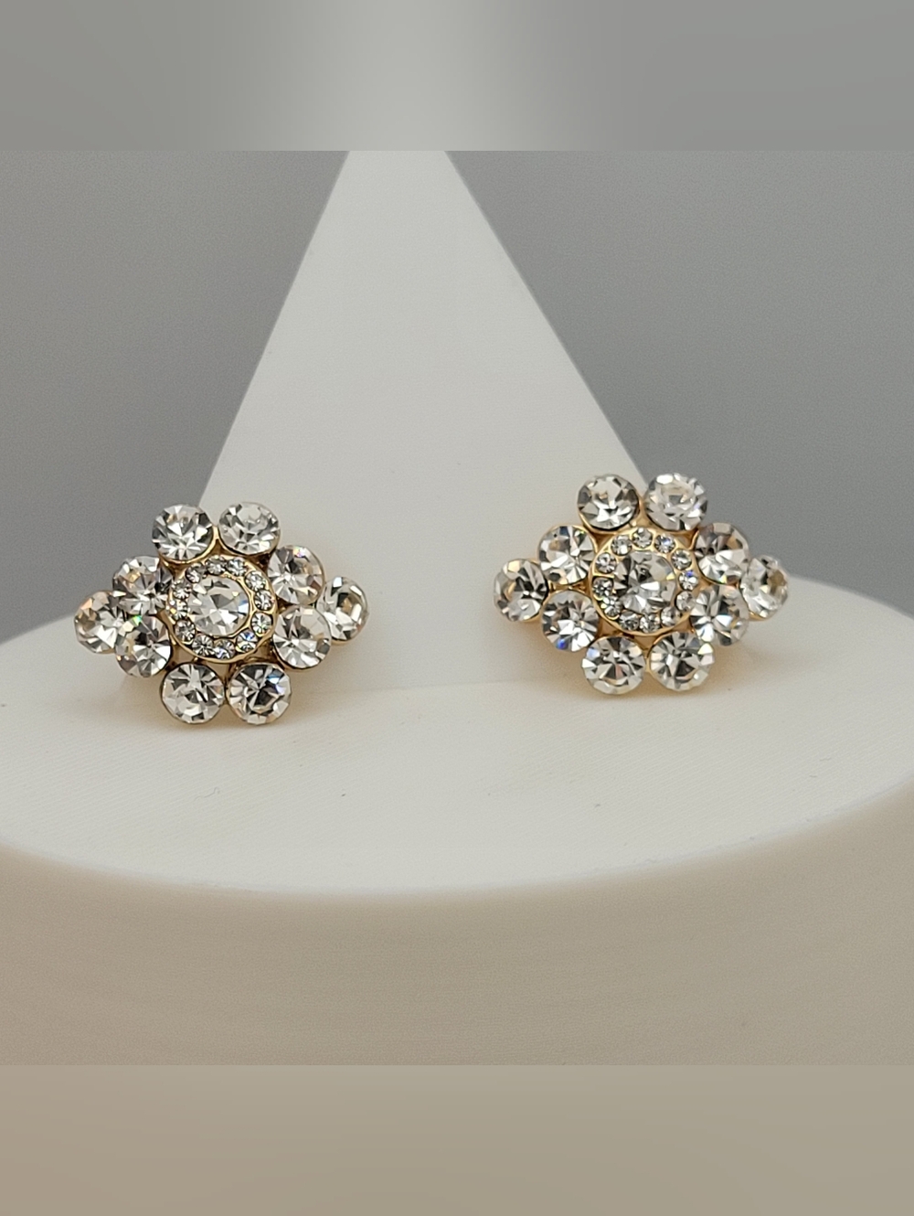 Vintage Crystal Rhinestone Flower Cluster Clip On Earrings Gold Tone